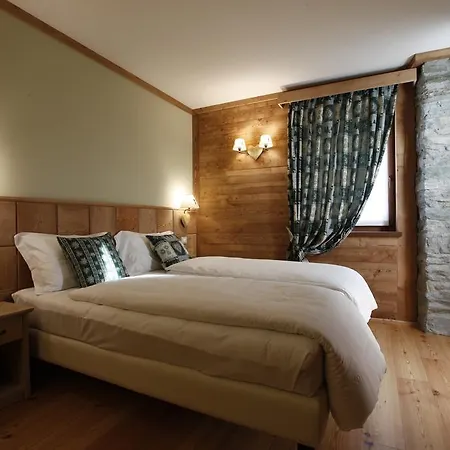 Relais Regina 2*