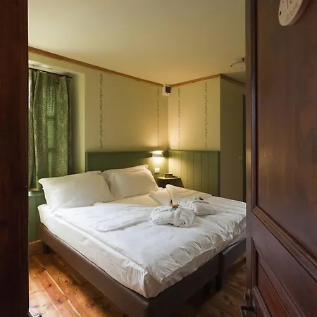 Relais Regina 2*